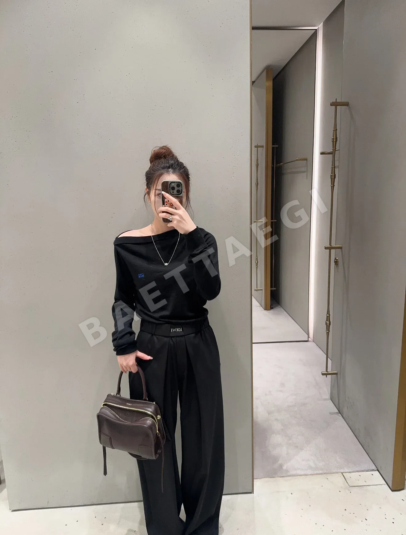 루이비통 컬러블록 플리츠 와이드 여성 바지 상세 이미지 11