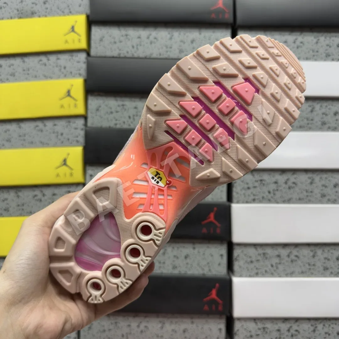나이키 [BD] 에어 맥스 플러스 핑크 DH0155-600 201925 Nike Air Max Plus City ATL 상세 이미지 5