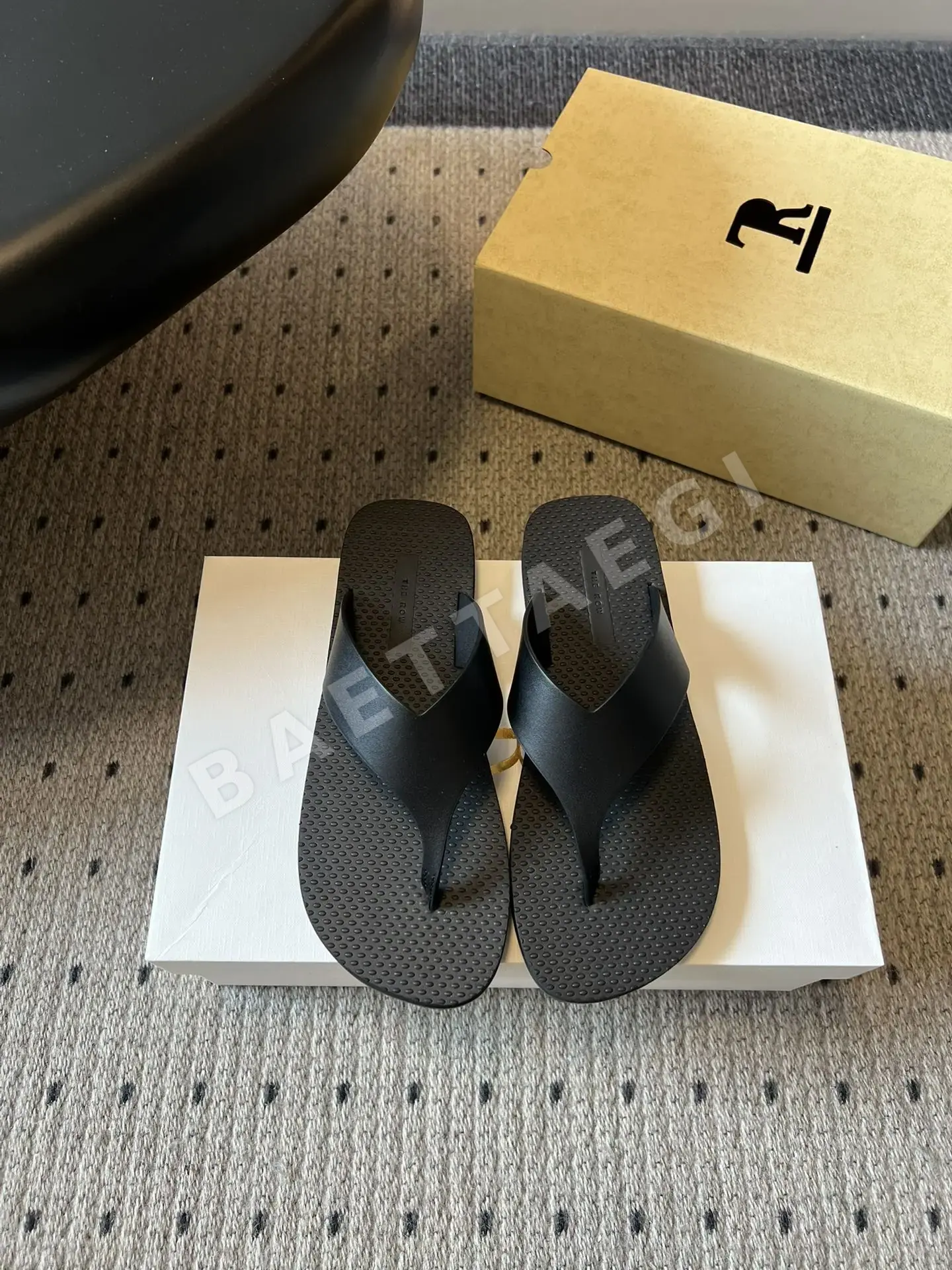 더로우 컬러 블록 비치 샌들 95976