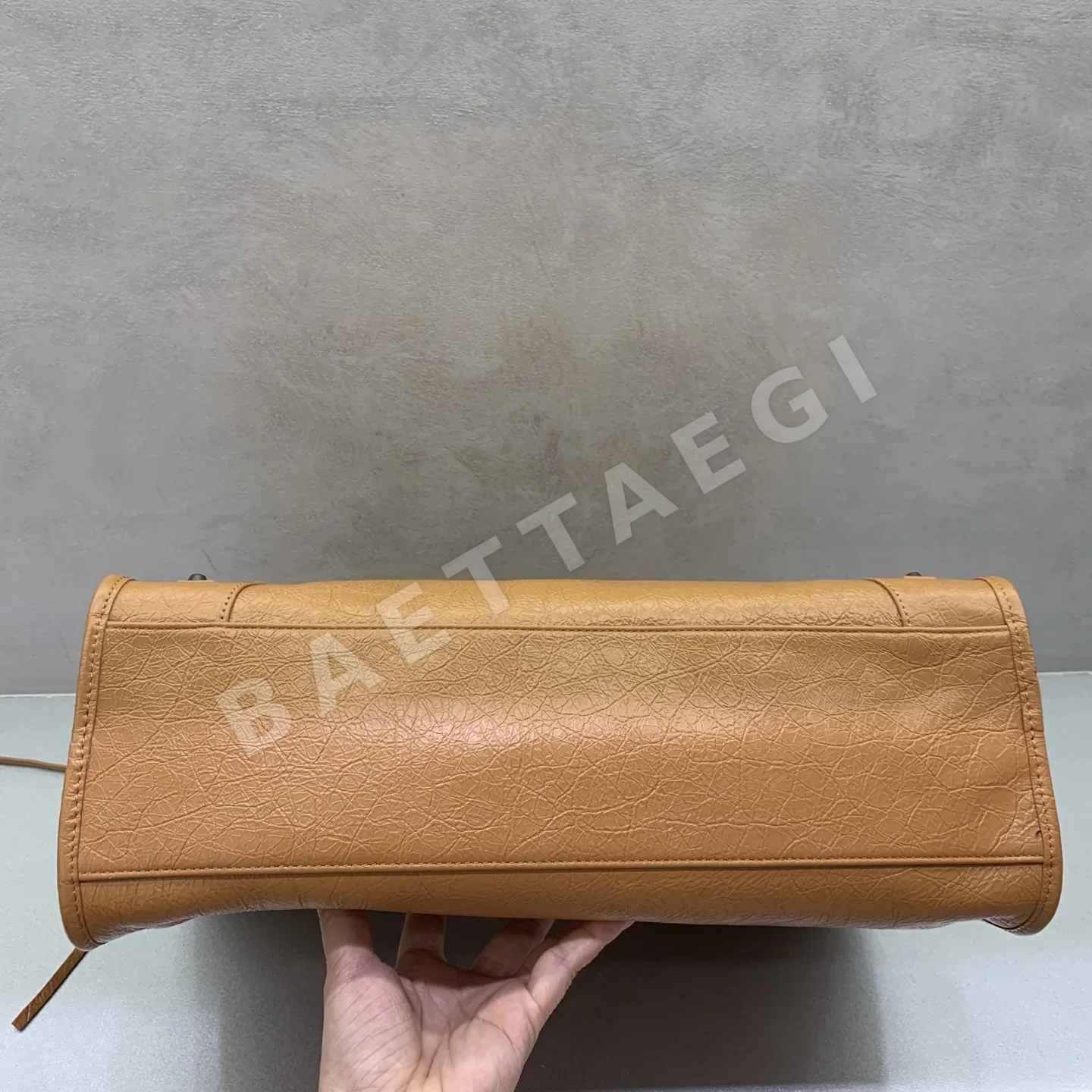 발렌시아가 르 시티 대형 핸드백 1157481180 상세 이미지 4