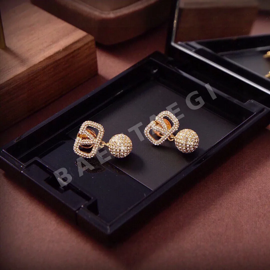 발렌티노 귀걸이 63604 Valentino Earrings 상세 이미지 8