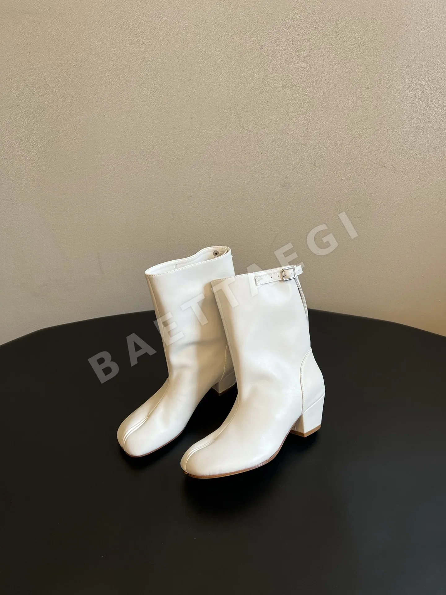 마르지엘라 타비 부츠 스플릿토 디자인 상세 이미지 3