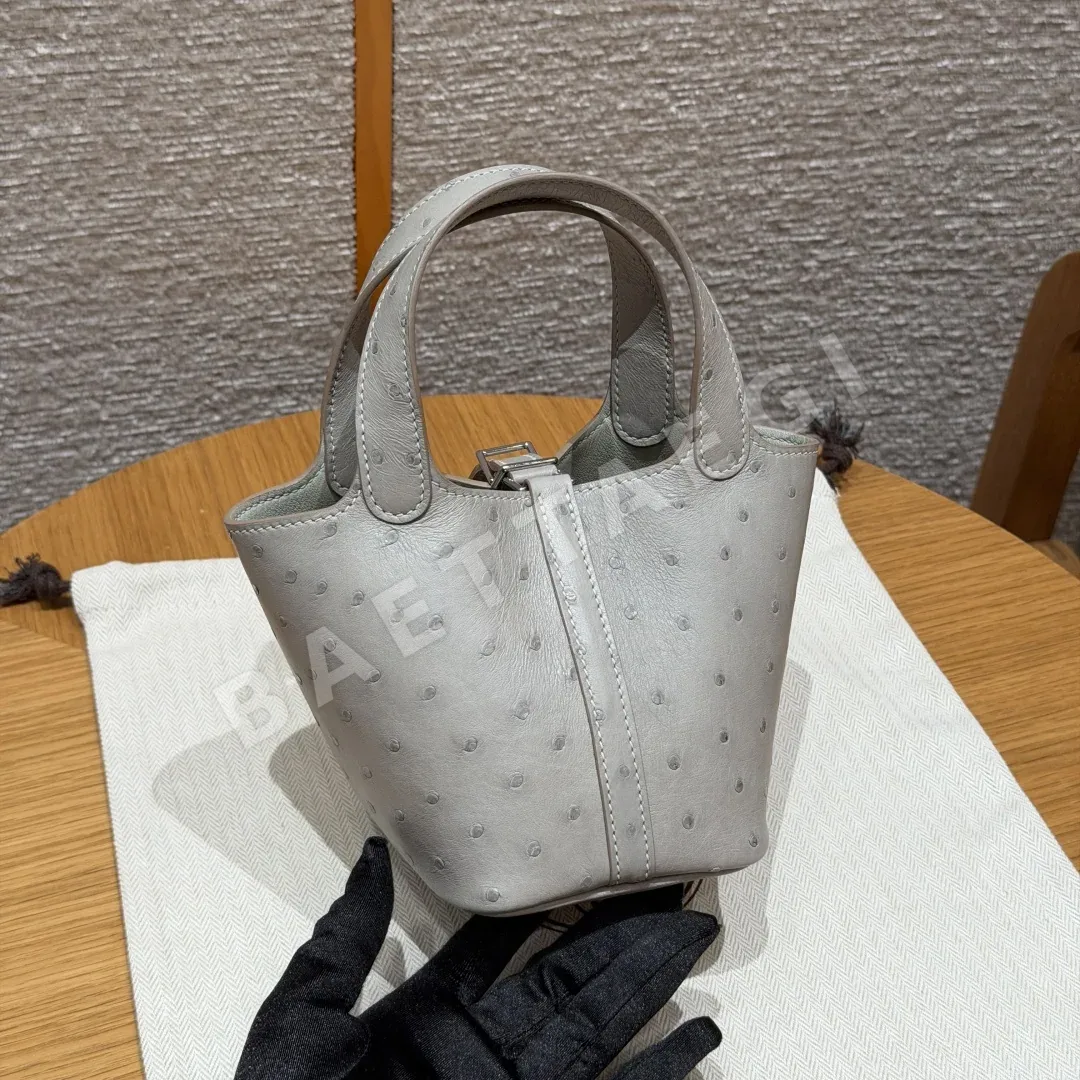 에르메스 피코탄 KK 타조 가죽 가방 상세 이미지 2