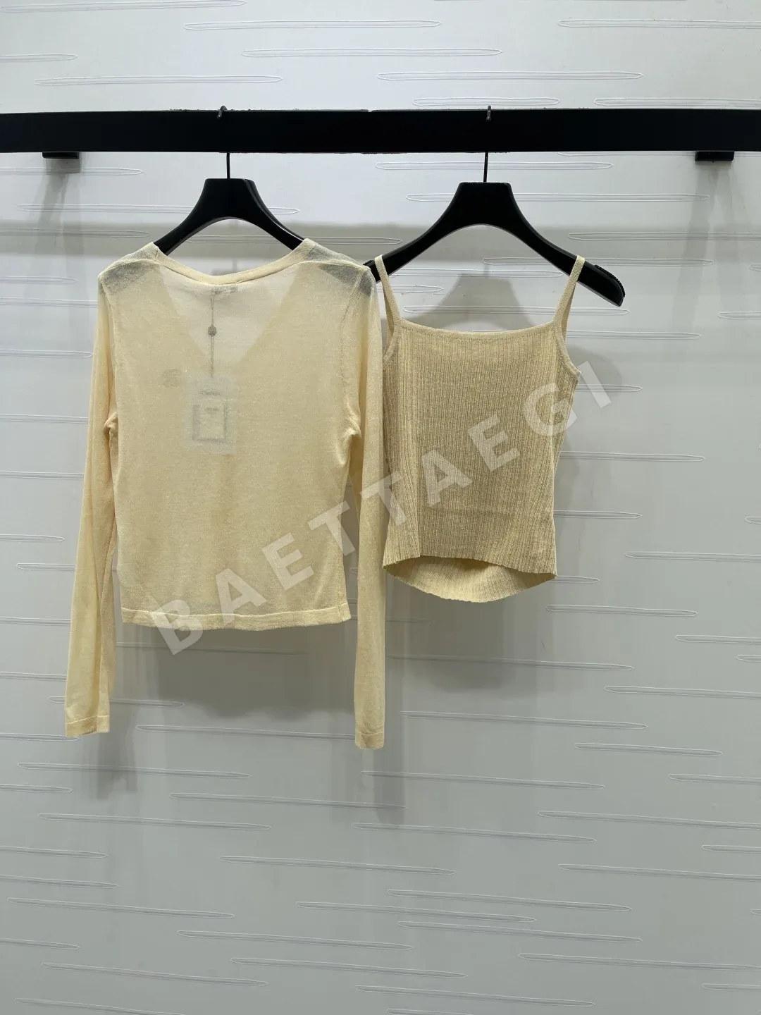 샤넬 더블 C 로고 여성 반팔 티셔츠 상세 이미지 8