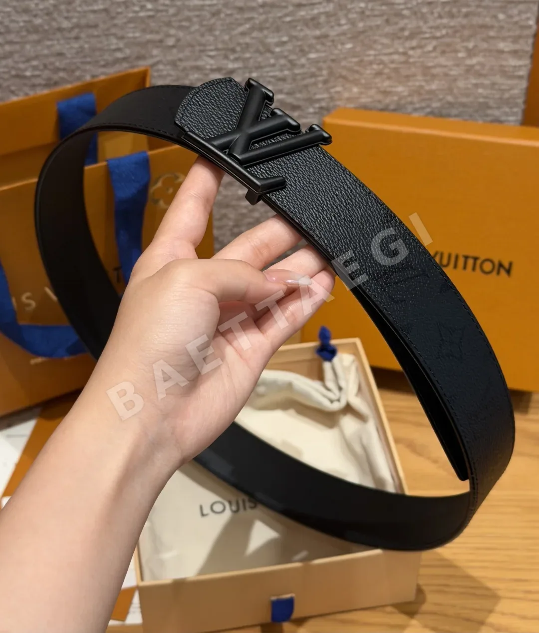 루이비통 디멘션 리버시블 벨트 상세 이미지 5