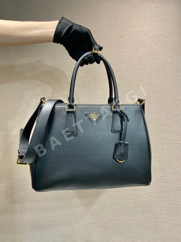 프라다 라지 사이즈 가방 188910