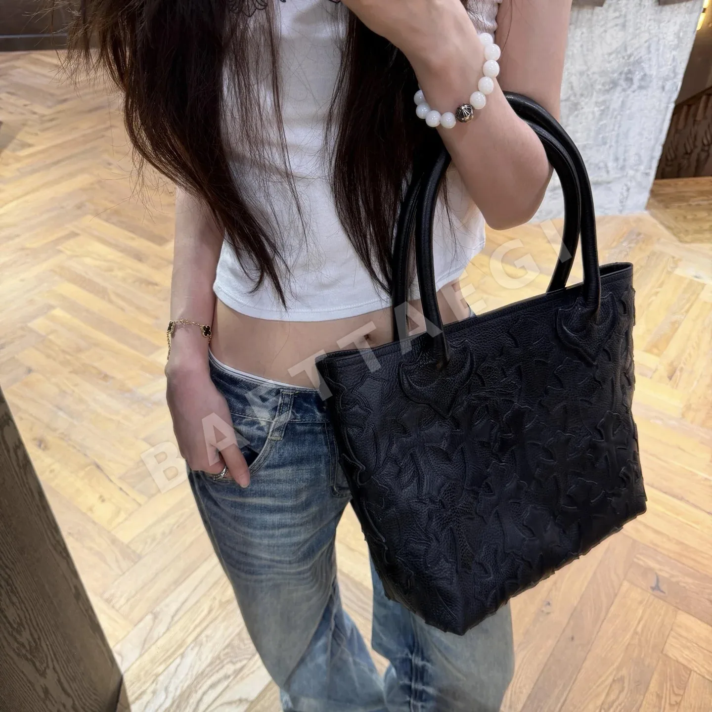 크롬하츠 블랙 레더 토트백 상세 이미지 6