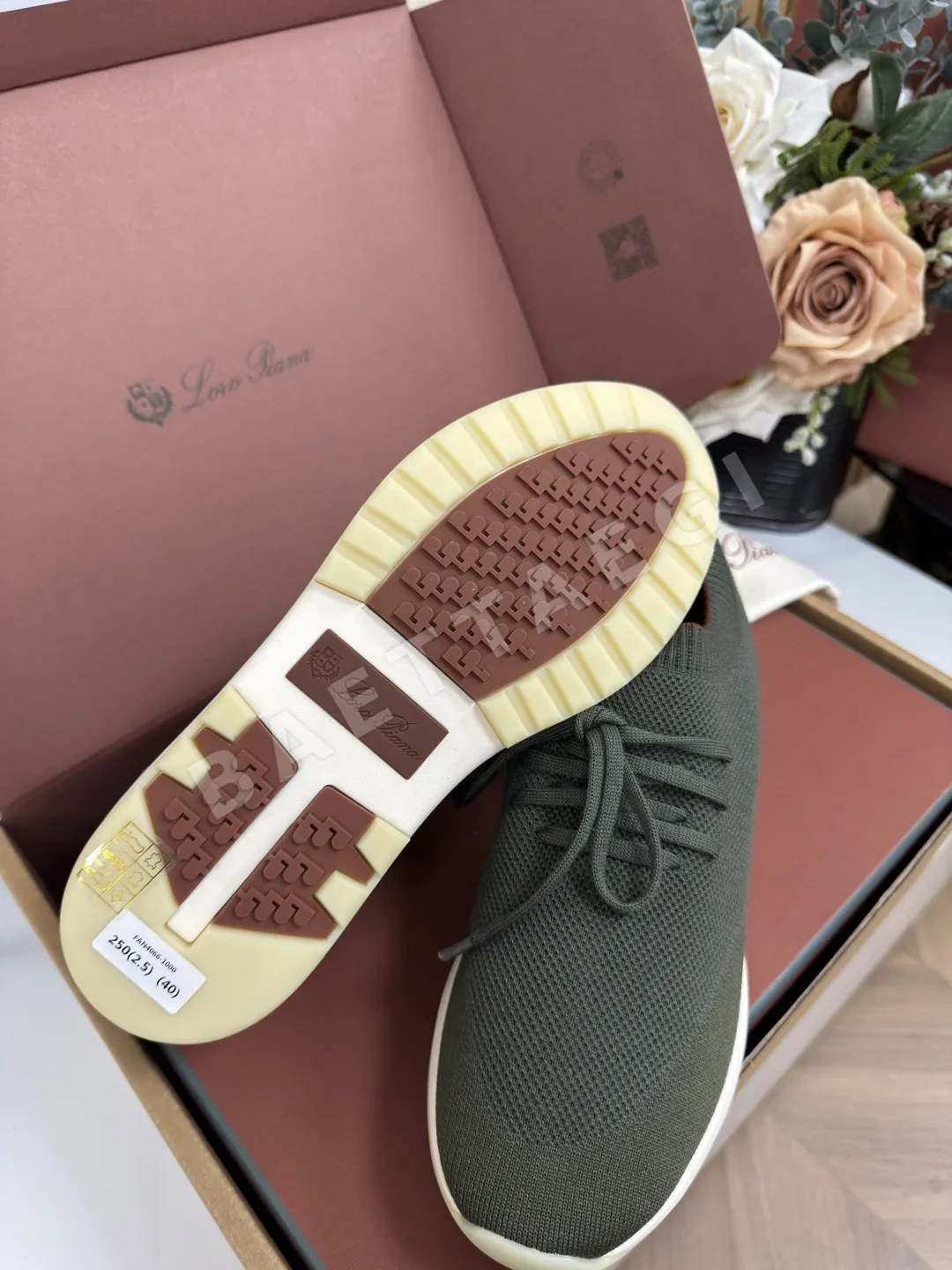 로로피아나 더 기프트 오브 킹스 울 남성 스니커즈 상세 이미지 6