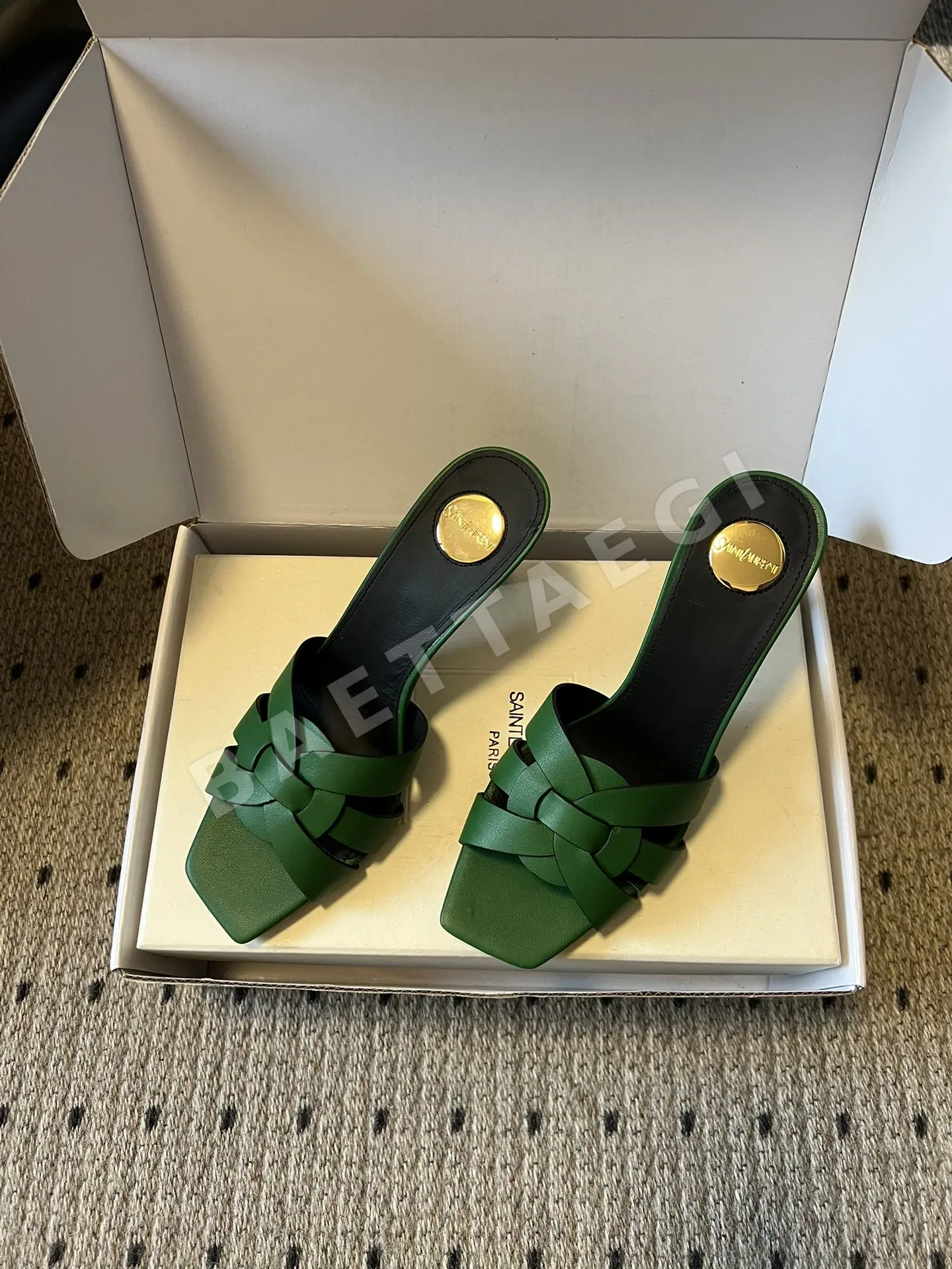 생로랑 직조 스트랩 하이힐 상세 이미지 2