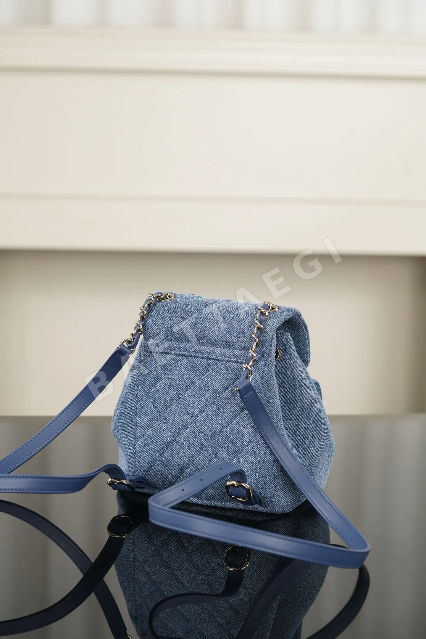 샤넬 데님 다이아몬드 퀼팅 백팩 상세 이미지 4