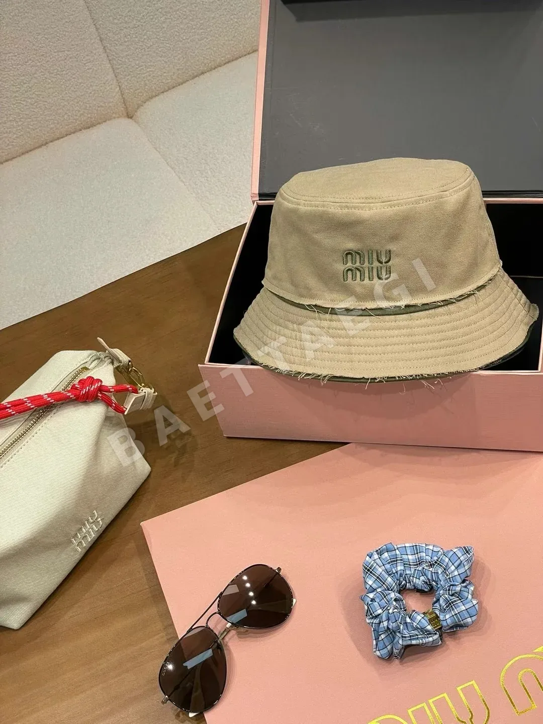 미우미우 모자 81309 Miu Miu Cap