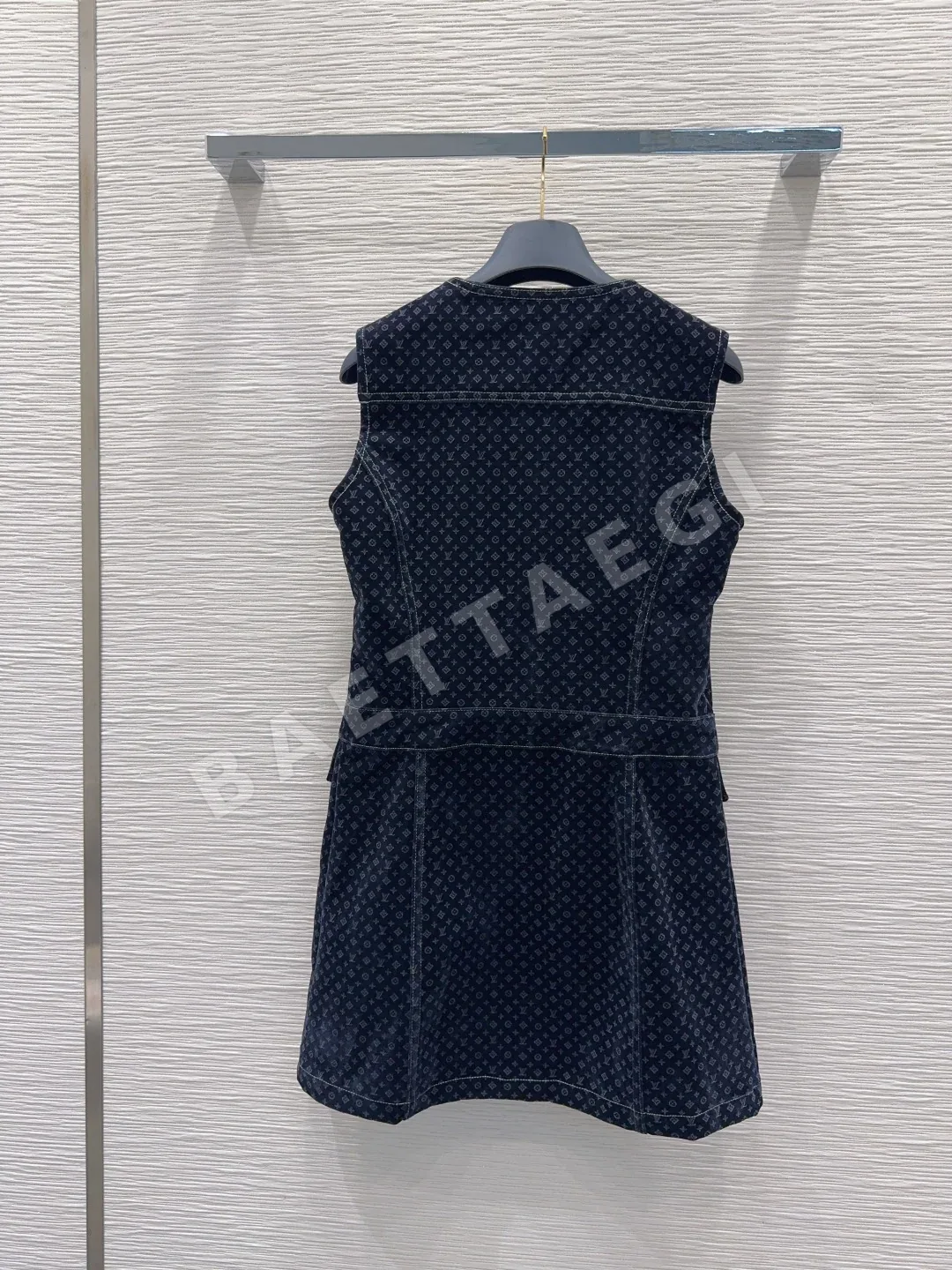 루이비통 벨벳 여성 원피스 상세 이미지 8