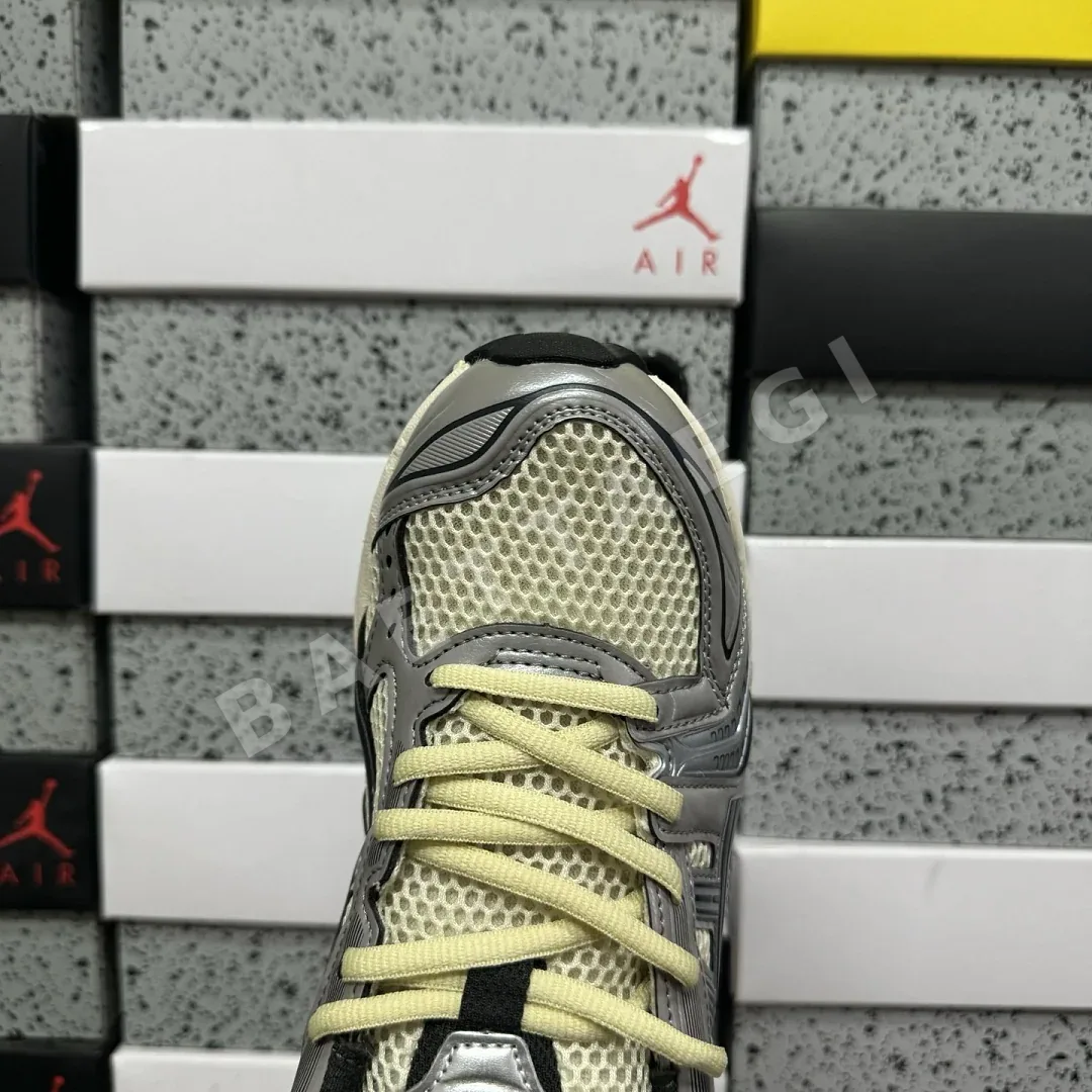 아식스 [LZ] 젤 카야노 14 1203A537-250 200558 Asics Gel-Kayano 14 Oyster White Steeple 상세 이미지 2