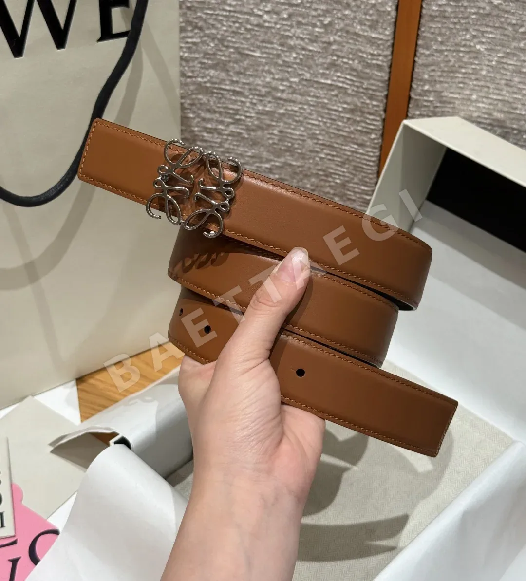 로에베 아나그램 양면 가죽 벨트 상세 이미지 3