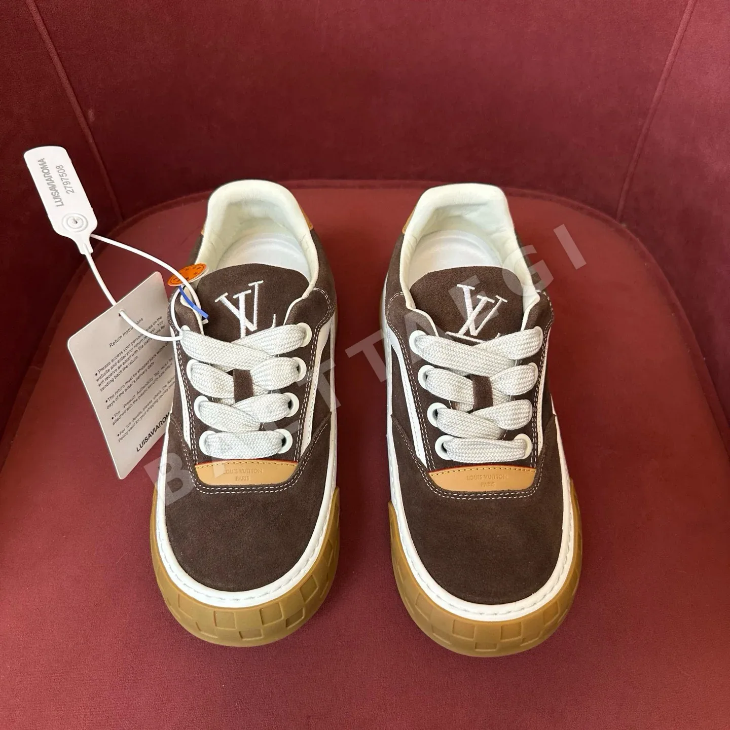 루이비통 LV 틸티드 스니커즈 상세 이미지 1