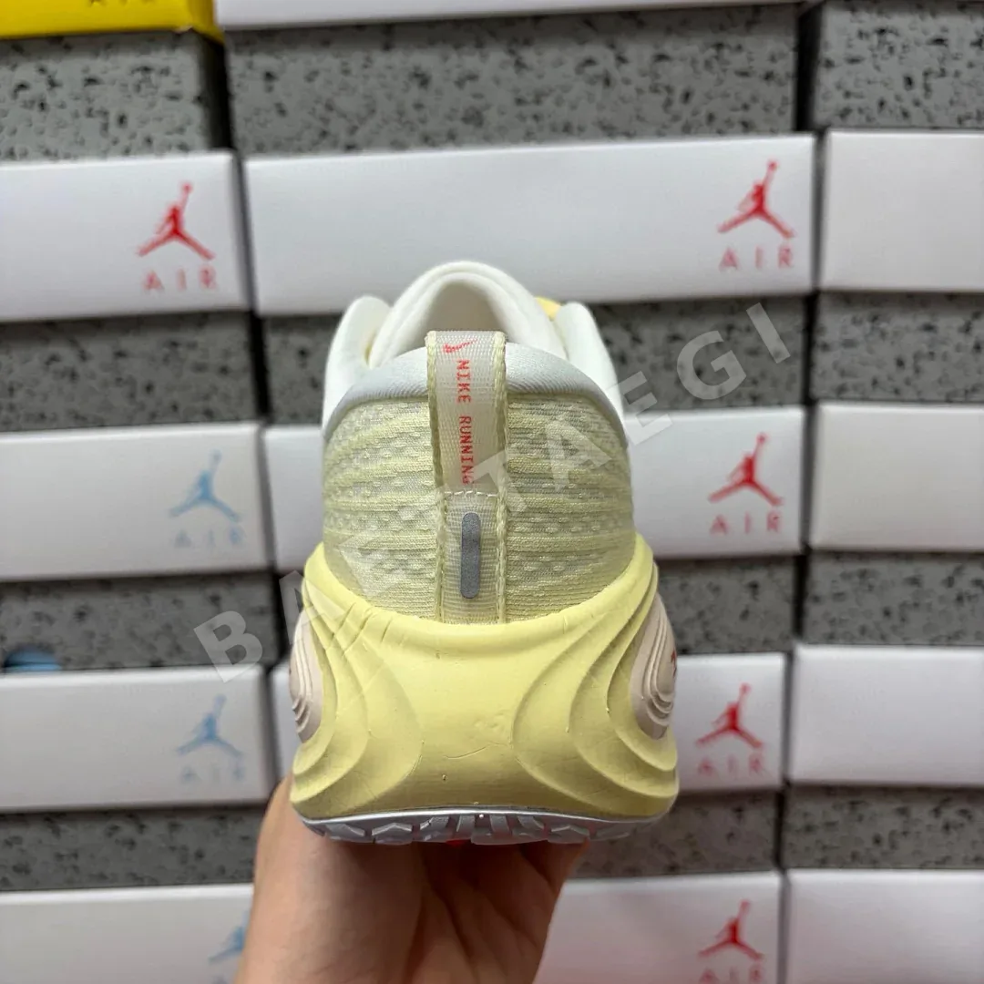 나이키 [GT] 보메로 플러스 IM5020-100 201146 Nike Vomero Plus Football Grey Ashen Slate 상세 이미지 7
