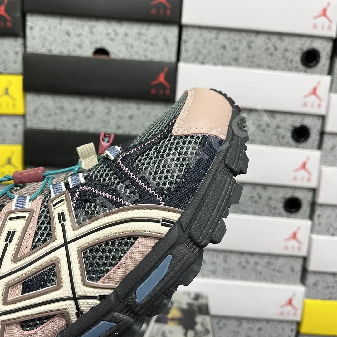 아식스 [XY] 젤 카하나 8 1012B634-021 200350 Asics Gel-Kahana 8 상세 이미지 2
