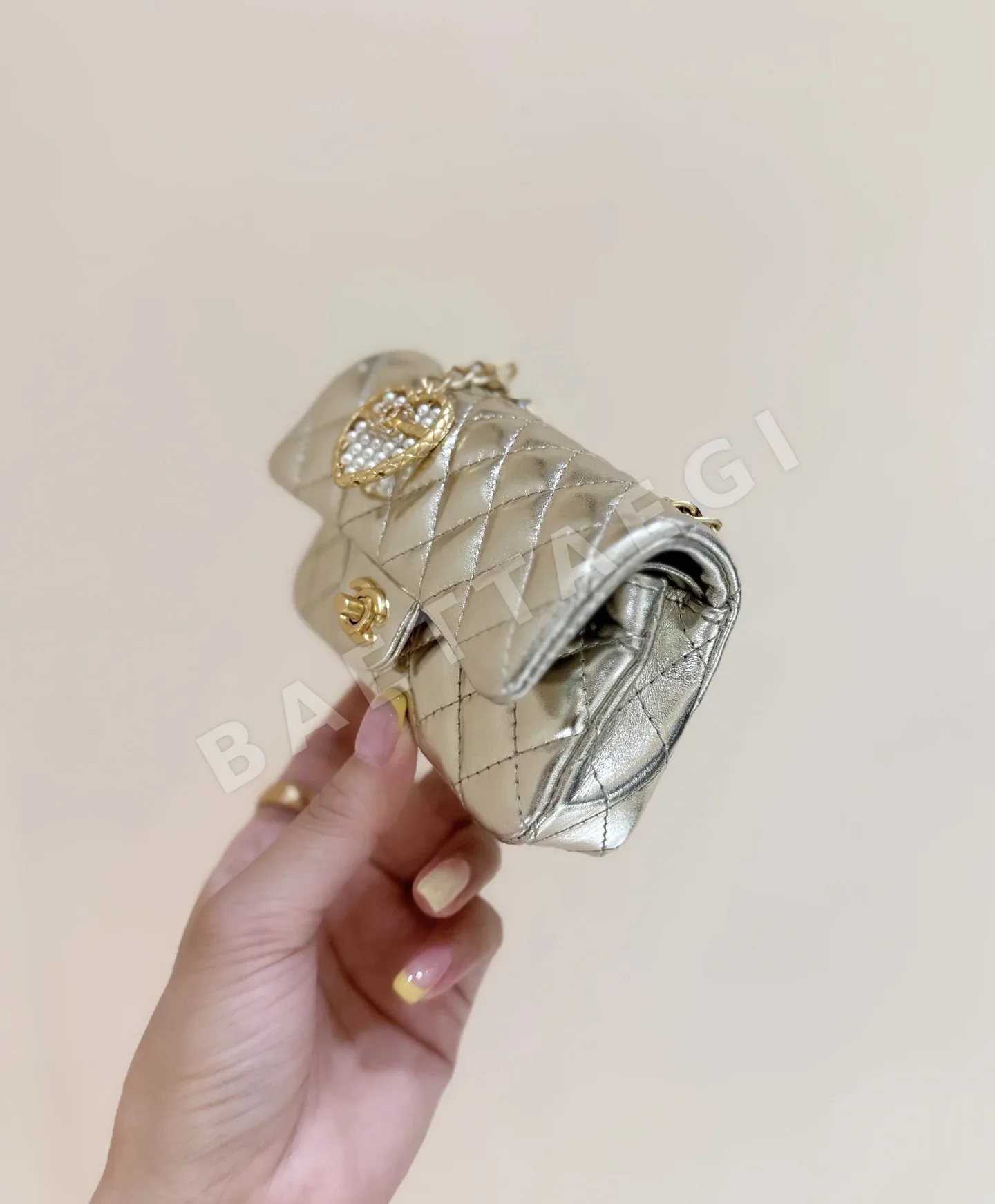 샤넬 키케이스 램스킨 ap4760 상세 이미지 5