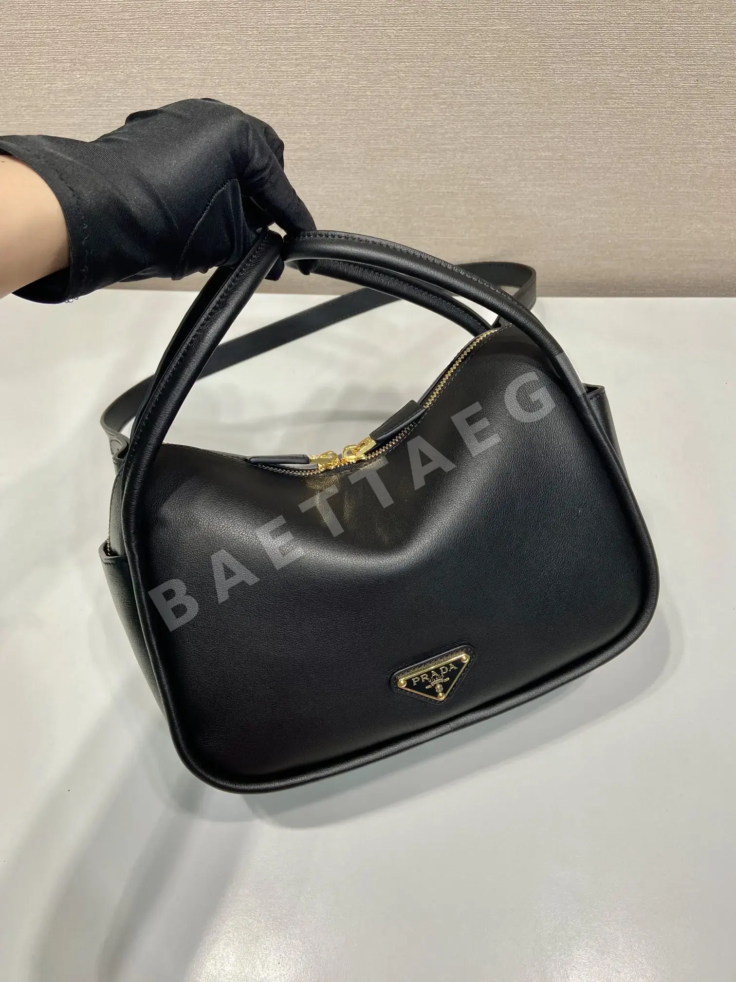 프라다 카프스킨 2 핸들 숄더 가방 1BA451 상세 이미지 3