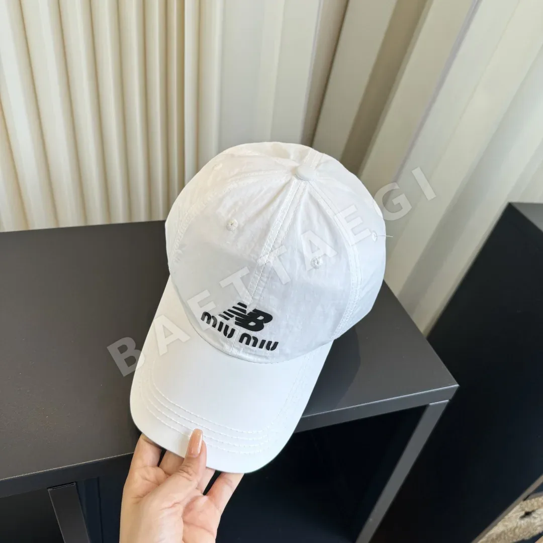 미우미우 봄여름 야구모자 상세 이미지 4