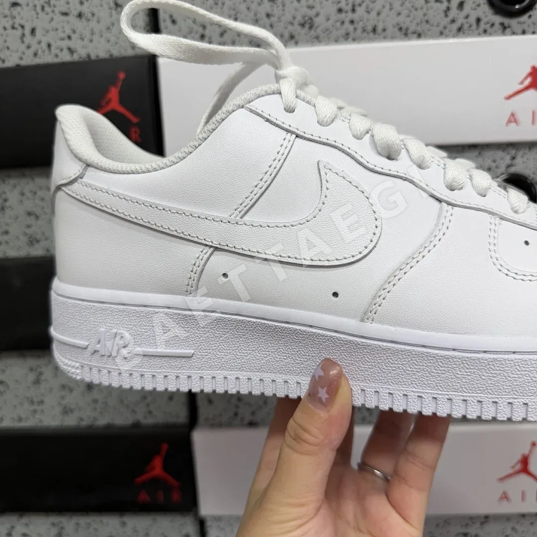 나이키 [MAX] 에어 포스 1 로우 CW2288-111 201083 Nike Air Force 1 Low '07 White 상세 이미지 3