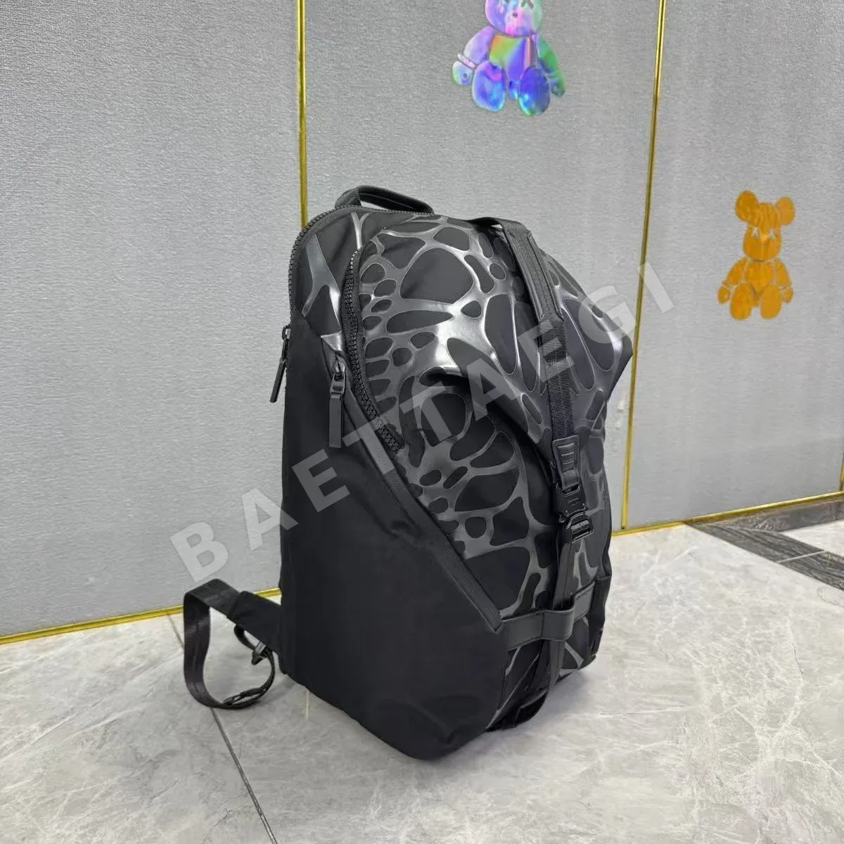 여행가방 블랙 버터플라이 여행가방 상세 이미지 3