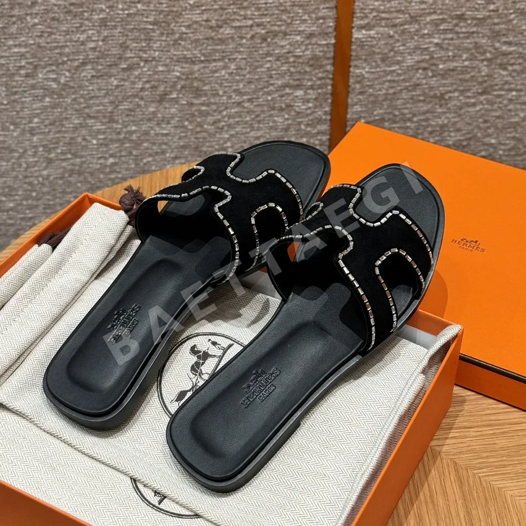 에르메스 오란 샌들 블랙 스웨이드 상세 이미지 2