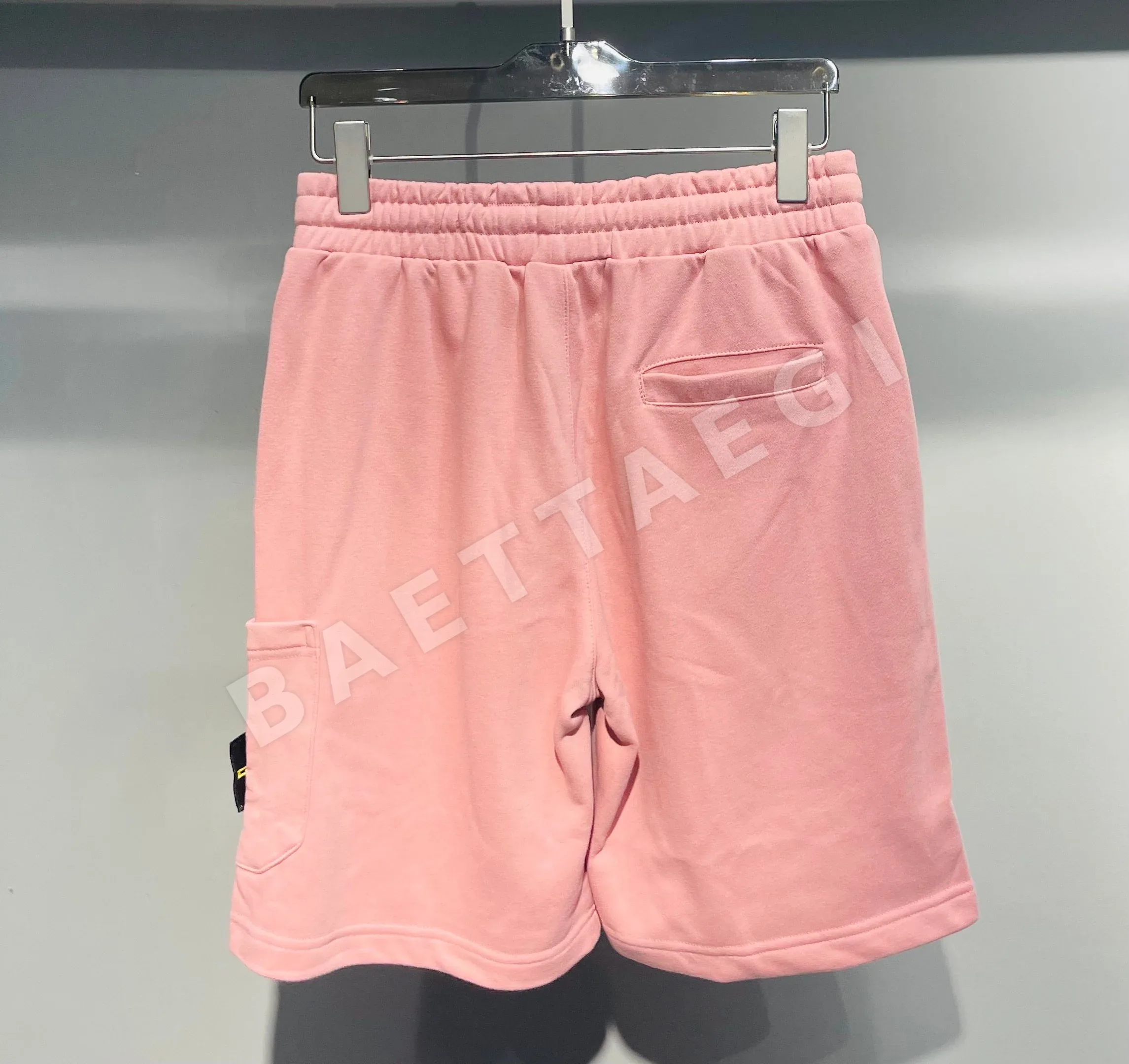 스톤아일랜드 남여공용 반바지 51368 Stone Island Shorts 상세 이미지 3