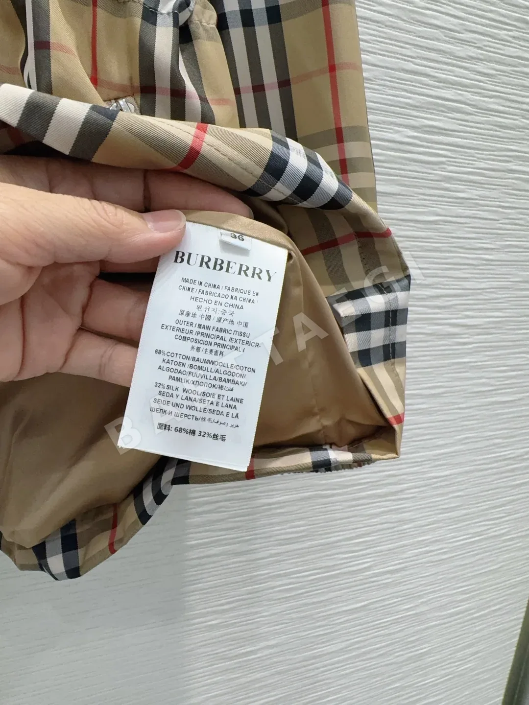 버버리 후드 조절 밴드 체크 여성 자켓 상세 이미지 9