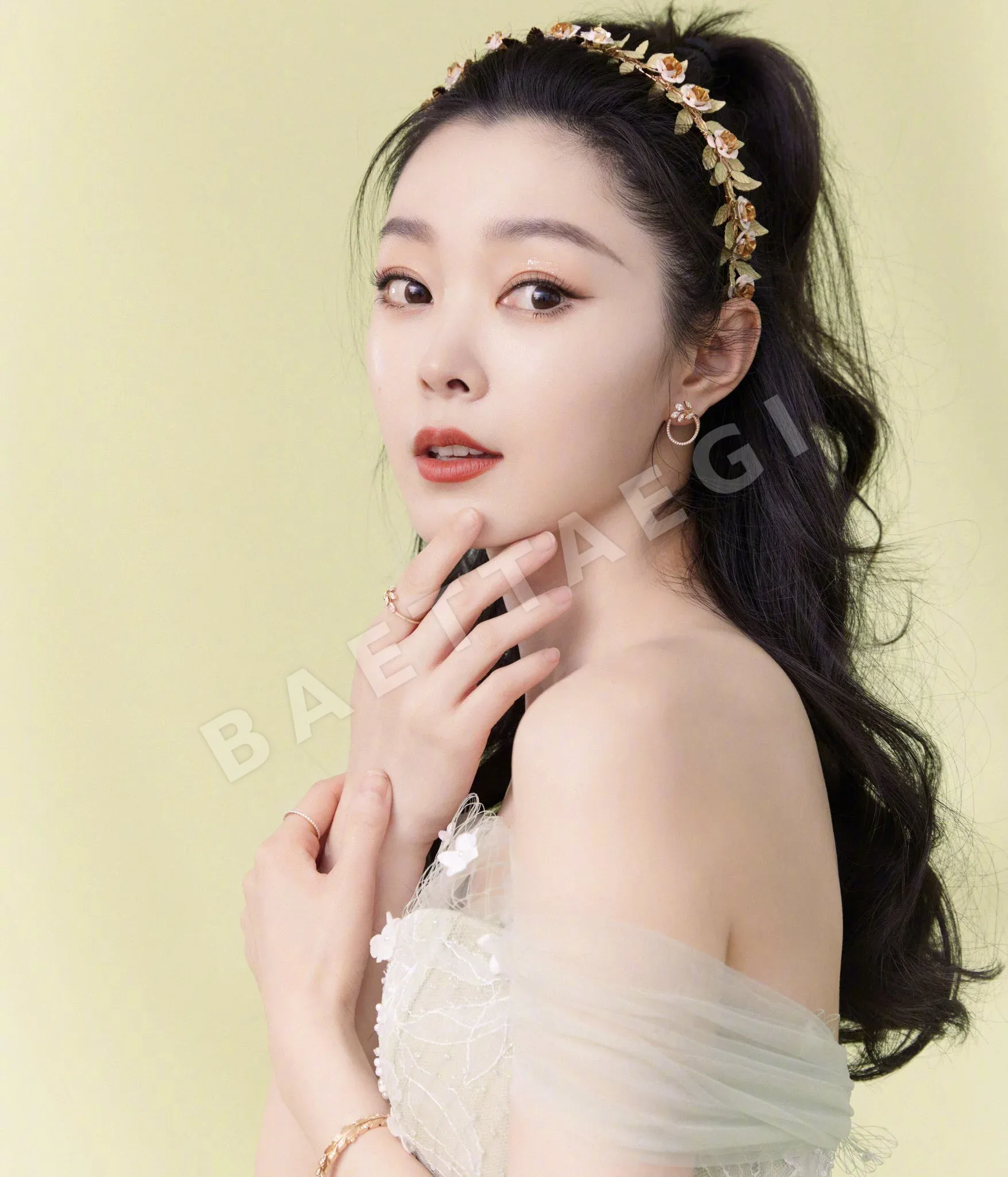 티파니 빅토리아 다이아몬드 후프 귀걸이 상세 이미지 4