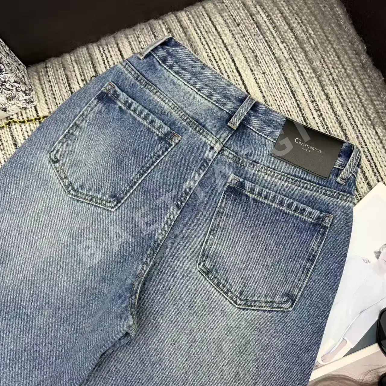 디올 모노그램 허리 가방 포인트 와이드 레그 데님 바지 상세 이미지 7