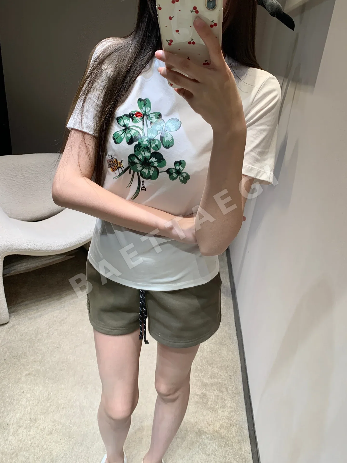 디올 꽃무늬 자수 코튼 반팔 티셔츠 상세 이미지 8