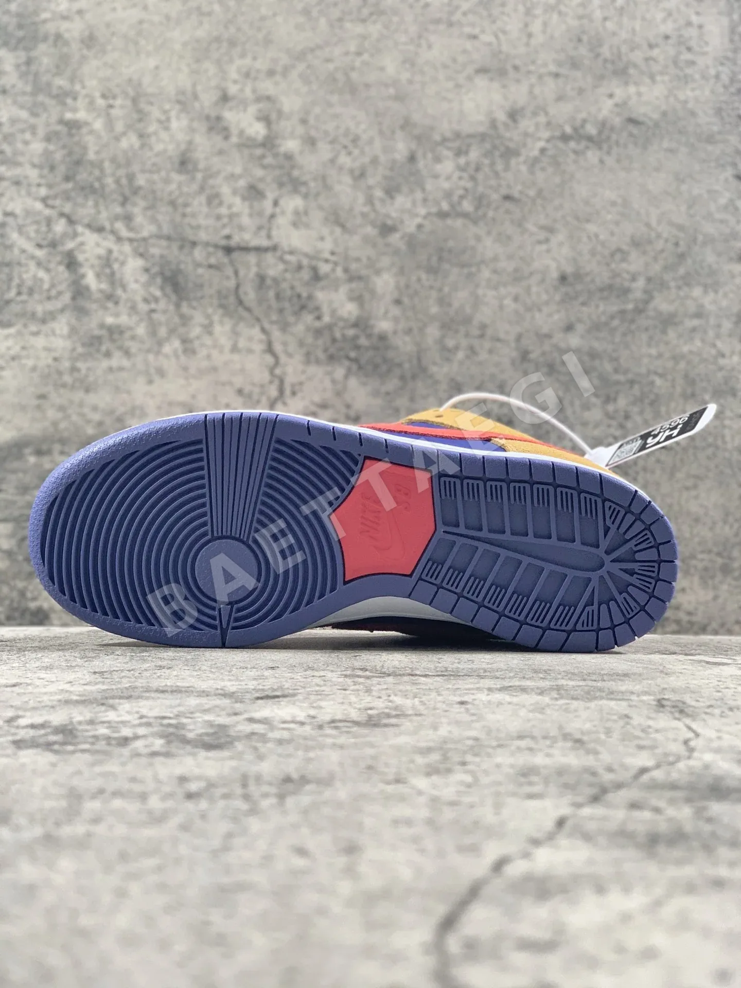 나이키덩크 SB 로우 덩크 프로 신발 BQ6817-700 상세 이미지 4