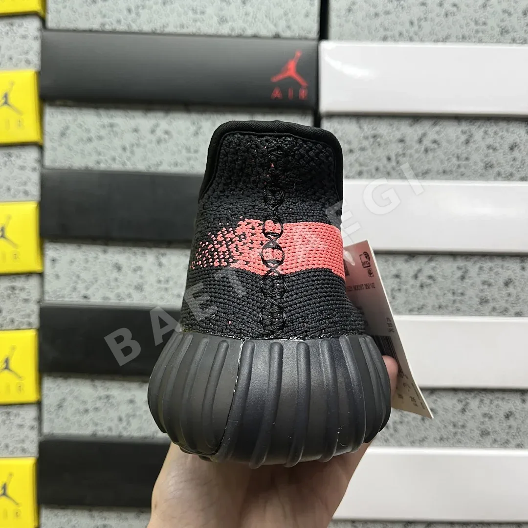 아디다스 [XQ] 이지 부스트 350 V2 BY9612 200763 Adidas Yeezy Boost 350 V2 Core Black Red 상세 이미지 8