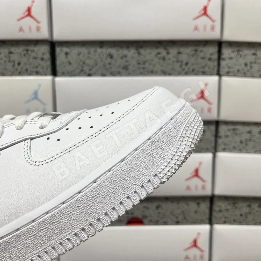 나이키 [GX] 에어 포스 1 로우 CU9225-100 201206 Nike Air Force 1 Low Supreme White Sup 상세 이미지 6