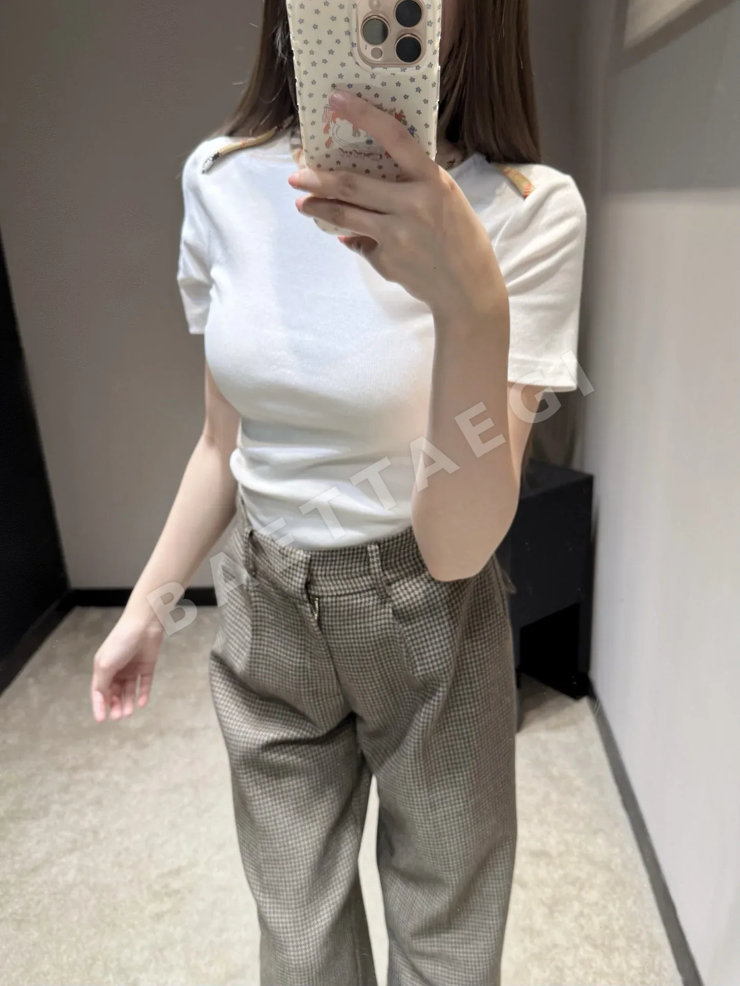 버버리 체크 패치워크 크루넥 반팔 니트 티셔츠 상세 이미지 8