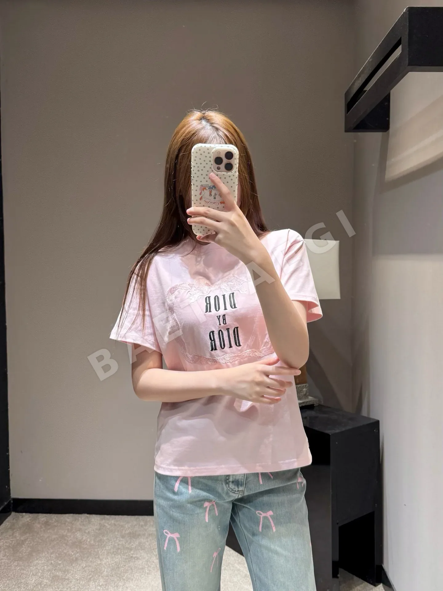 디올 벚꽃 핑크 자수 반팔 티셔츠 상세 이미지 3