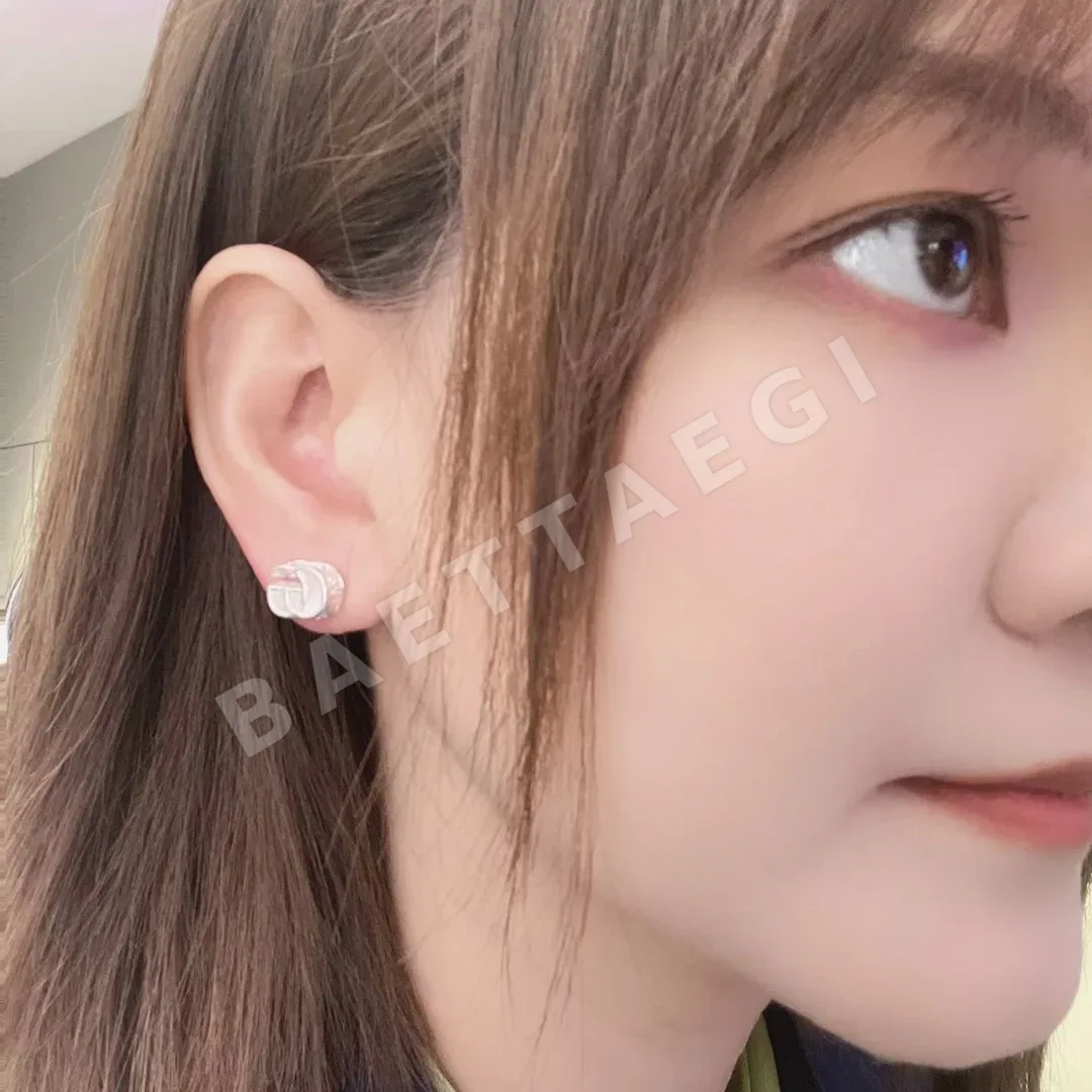 구찌 인터로킹 더블 G 아라비아 문양 스털링 실버 귀걸이 상세 이미지 2