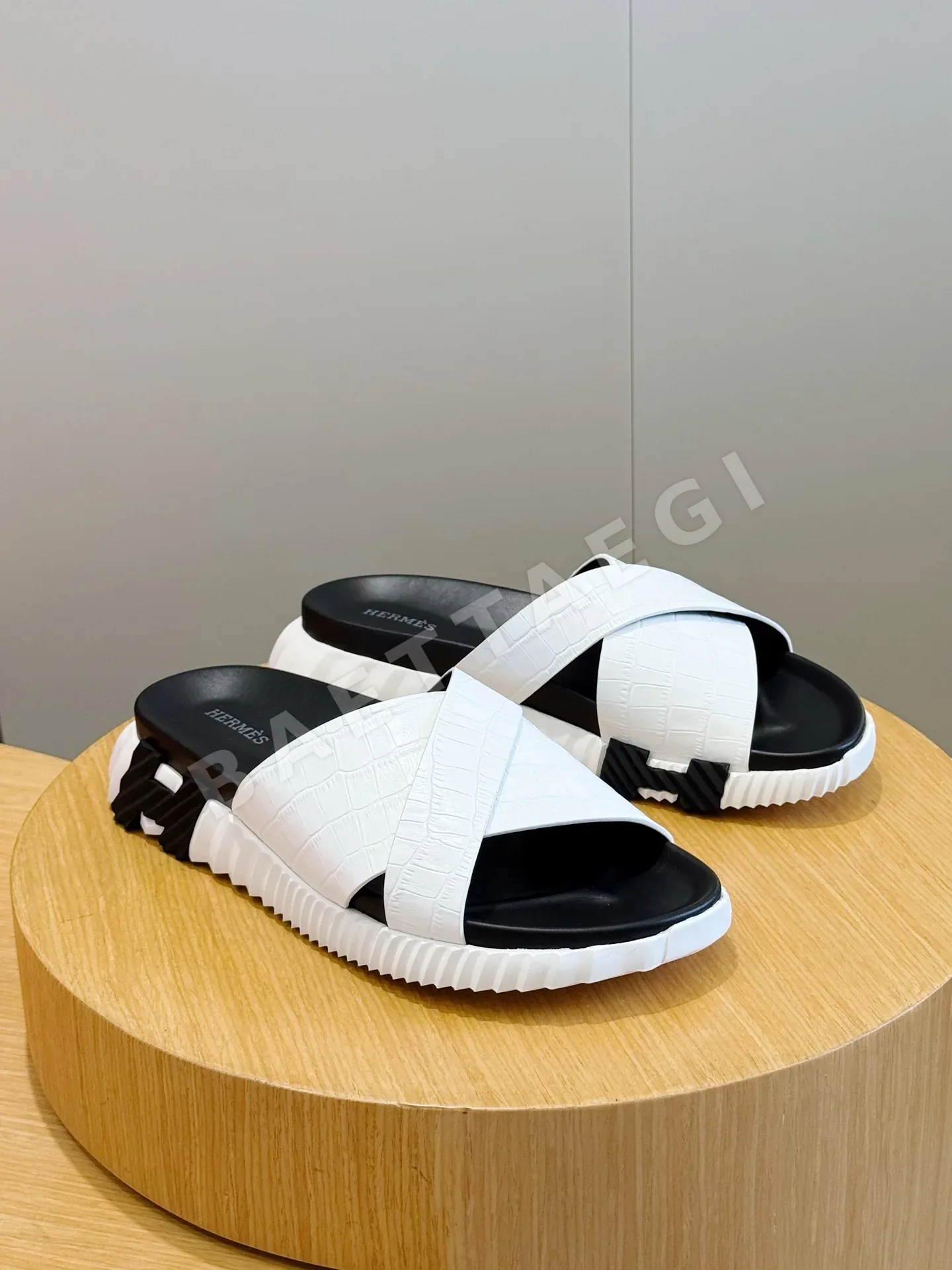 에르메스 인프라 샌들 상세 이미지 3