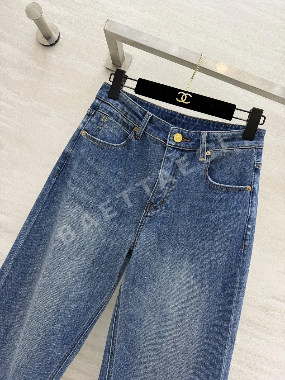 프라다 라이트워시 크롭 와이드 레그 여성 바지 상세 이미지 7