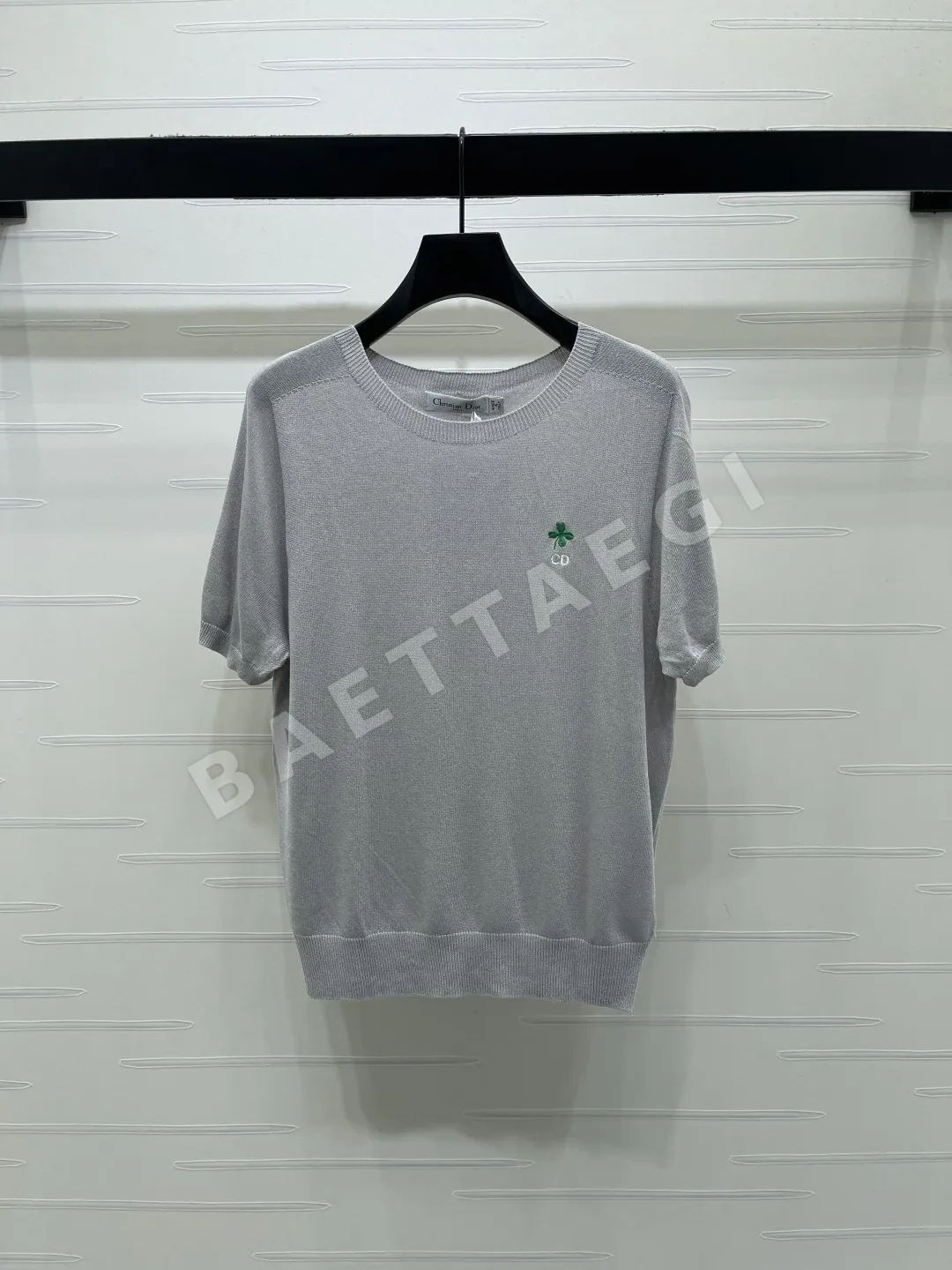 디올 여성 반팔 92477