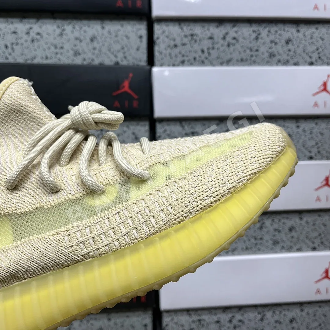 아디다스 [XQ] 이지 부스트 350 V2 FX9028 200788 Adidas Yeezy Boost 350 V2 Flax 상세 이미지 4