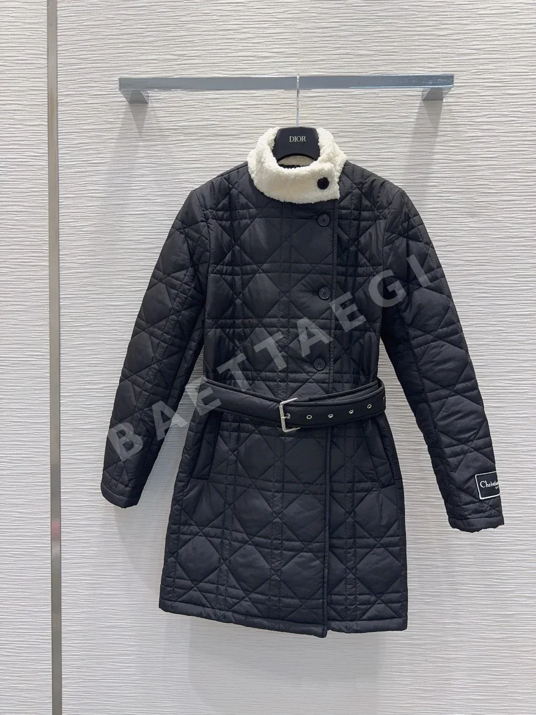 디올 코튼 패딩 여성 자켓 상세 이미지 3