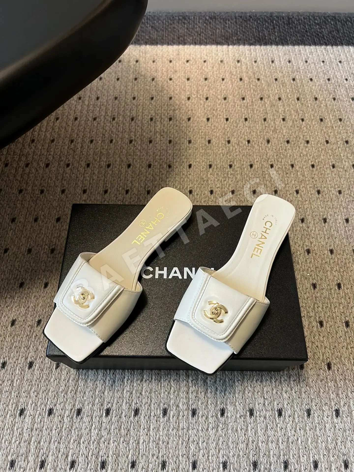 샤넬 더블 C 스퀘어 토 샌들 상세 이미지 2