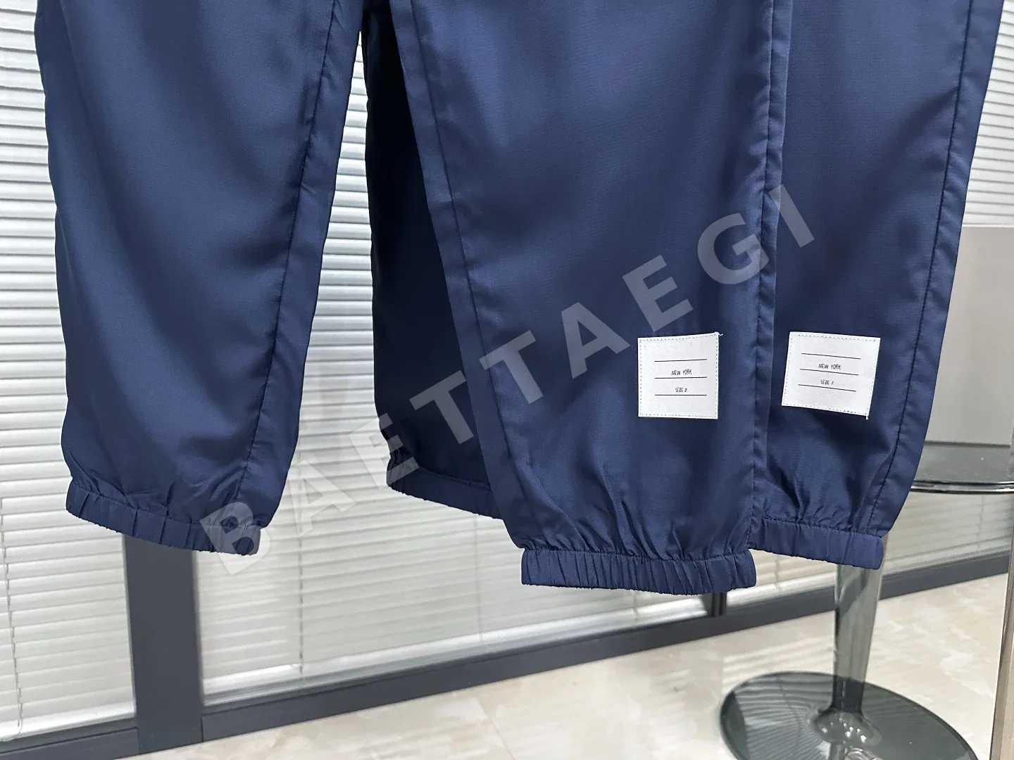 톰브라운 컬러 블록 나일론 긴 바지 상세 이미지 6