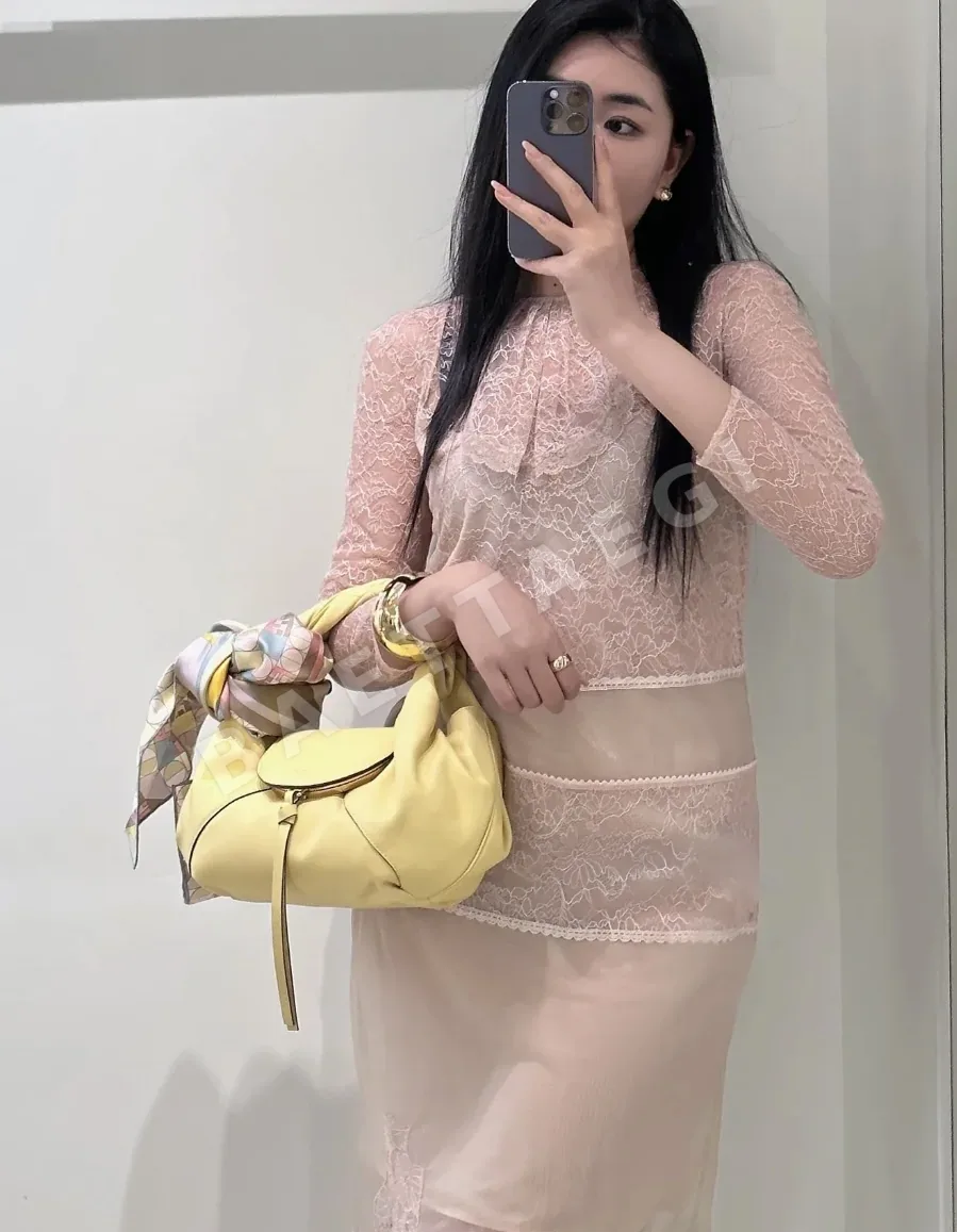 펜디 스파이 옐로우 숄더백 상세 이미지 8
