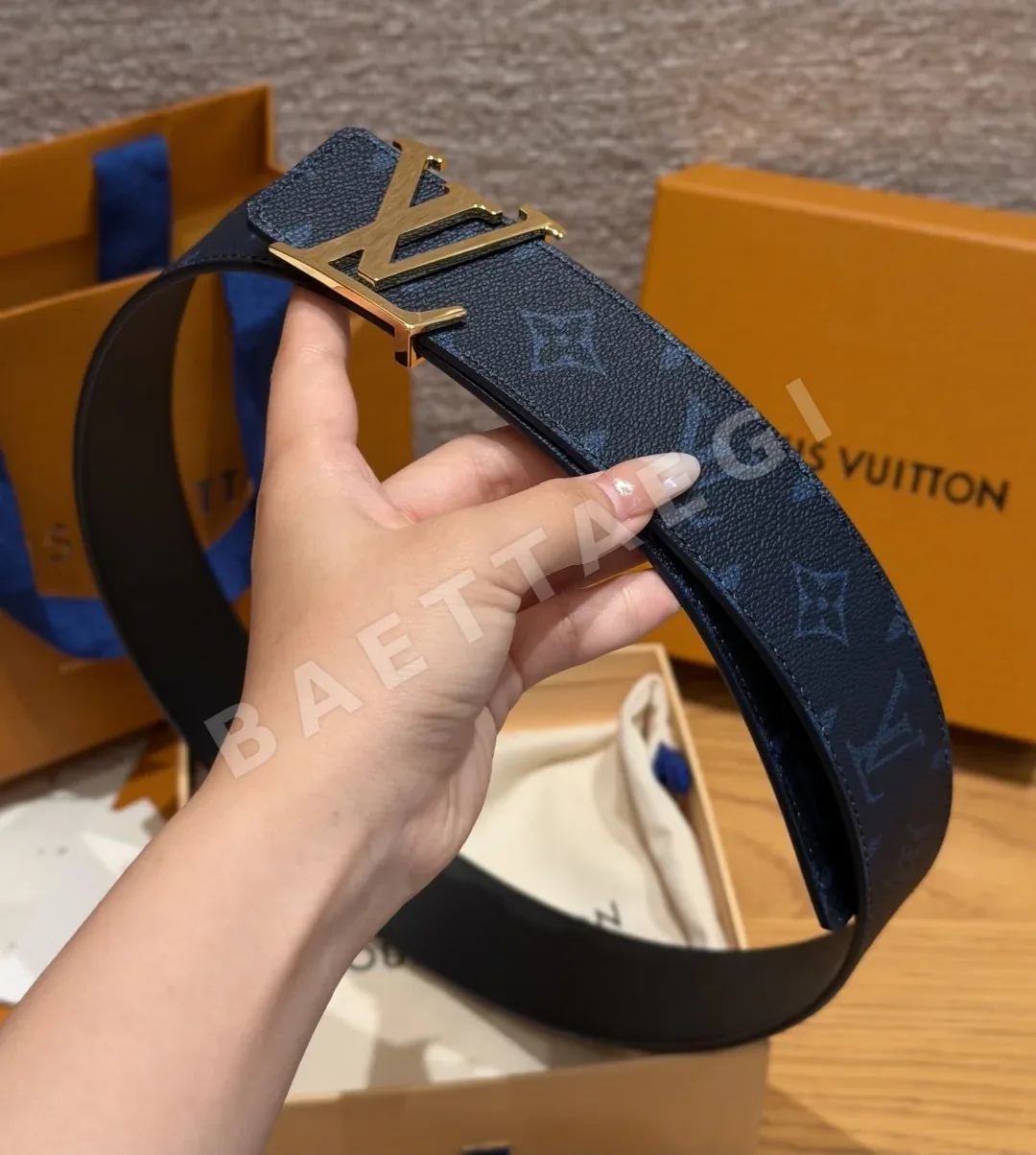 루이비통 모노그램 리버시블 벨트 상세 이미지 3