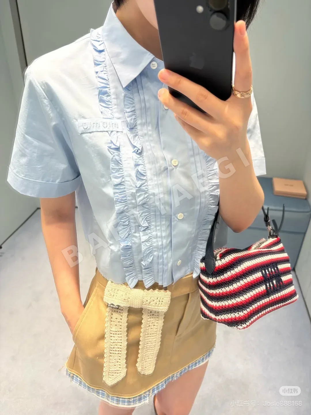 미우미우 블루 프릴 스퀘어넥 반팔 셔츠 상세 이미지 6