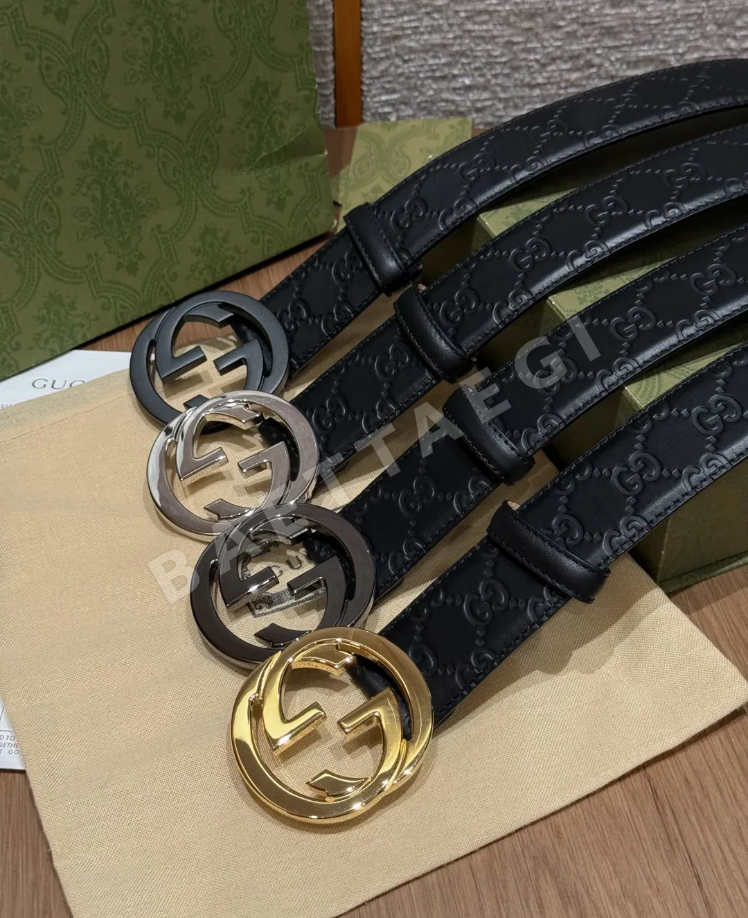 구찌 인터로킹 G 시그니처 가죽 벨트 상세 이미지 4