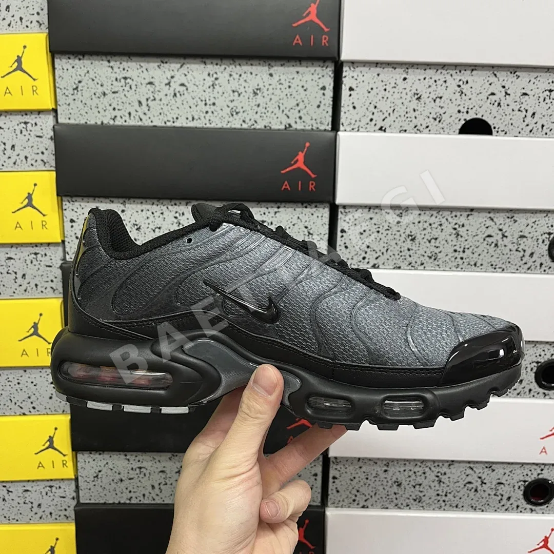 나이키 [DF] 에어 맥스 플러스 PSG IB2253-001 201079 Nike Air Max Plus PSG Paris 상세 이미지 2